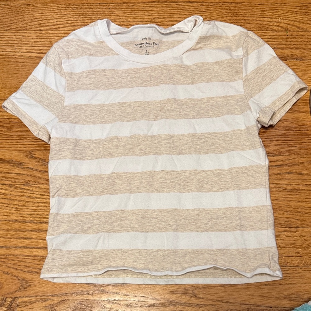 Abercrombie & Fitch Cream and White Striped Crew Tee